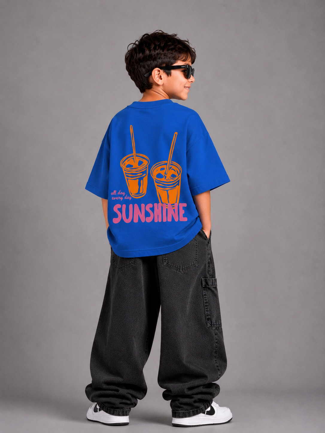 Unisex Oversized T-shirt "RETRO SUNSHINE"