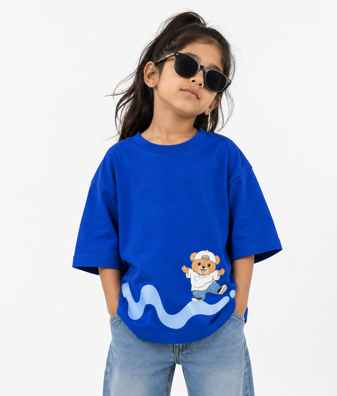 Unisex Oversized T-shirt "Happy Hop Bear"